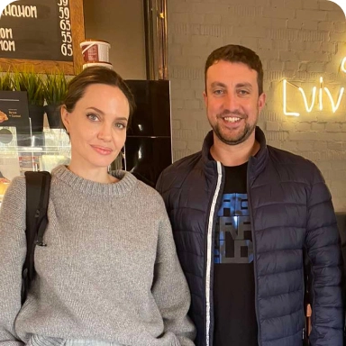 A Captivating Encounter: Andrii Galytskyi, Founder & CEO of Lviv Croissants, Shares a Moment with the Iconic Angelina Jolie 